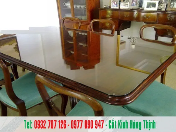 cắt kính mặt bàn quận 7