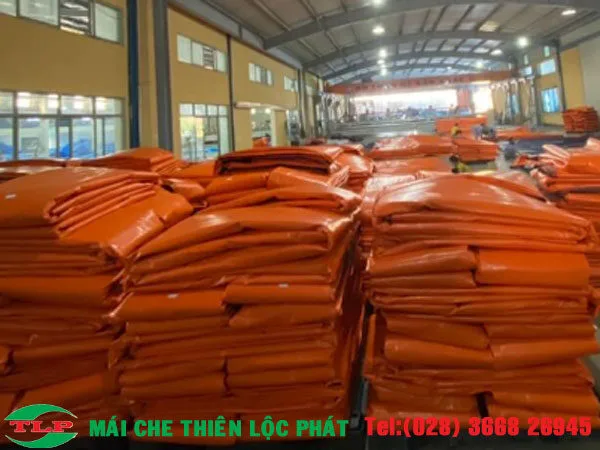 bạt che nắng mưa khổ 8m