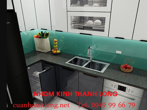 gia-kinh-op-bep-mau-xanh-ngoc