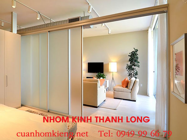 vach-ngan-nhom-kinh-gia-re